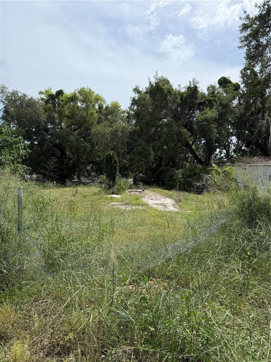 Property photo for 2211 HIALEAH AVENUE, Leesburg, FL
