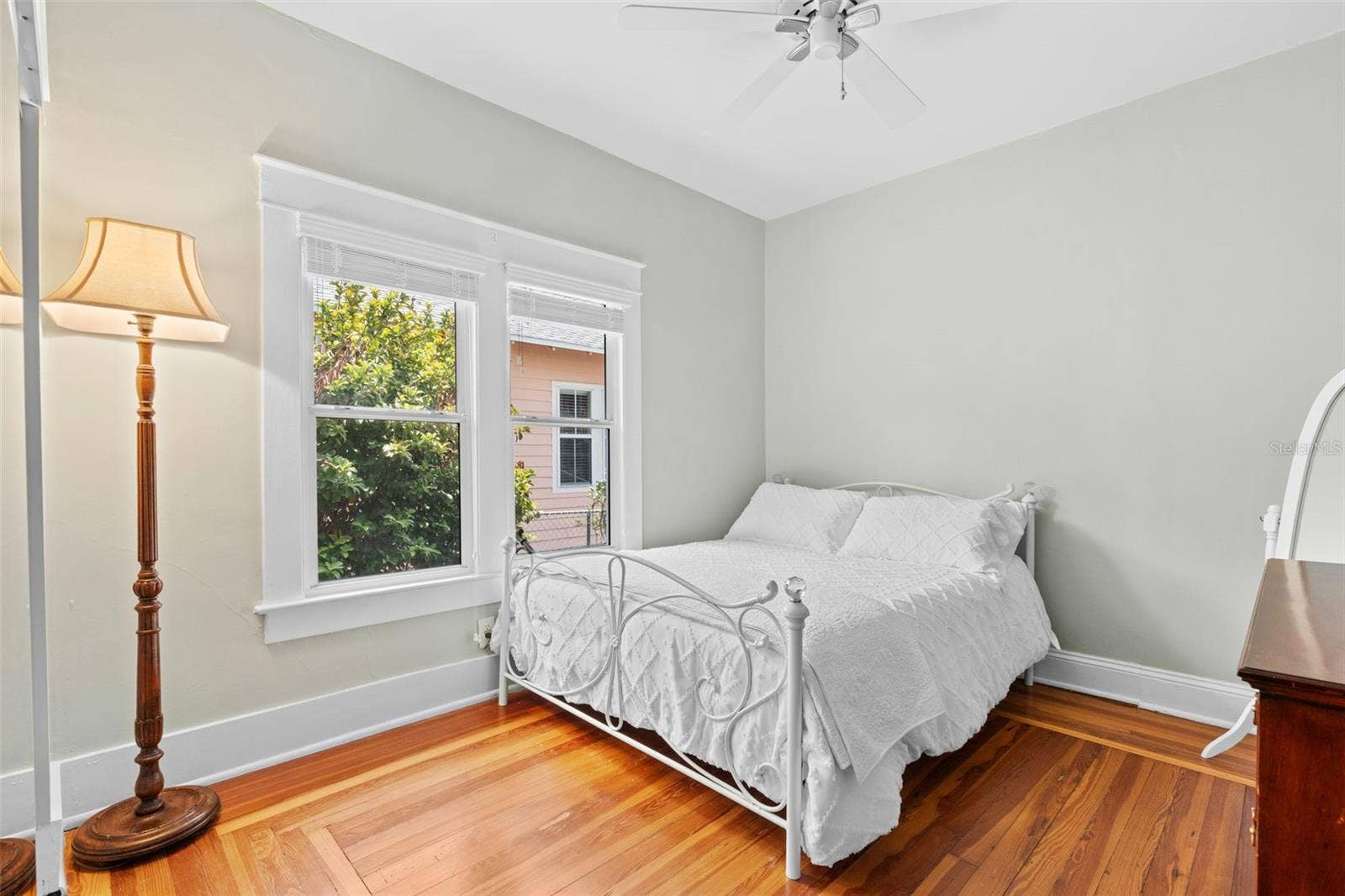 900 E PINE STREET, Orlando, FL 32801 900 E PINE STREET, Orlando, FL 32801