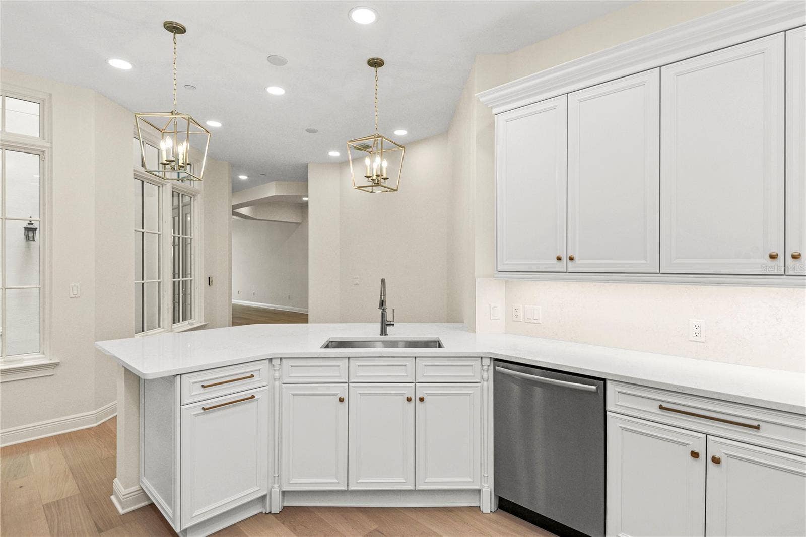 101 S NEW YORK AVENUE, #311, Winter Park, FL 32789 101 S NEW YORK AVENUE, #311, Winter Park, FL 32789