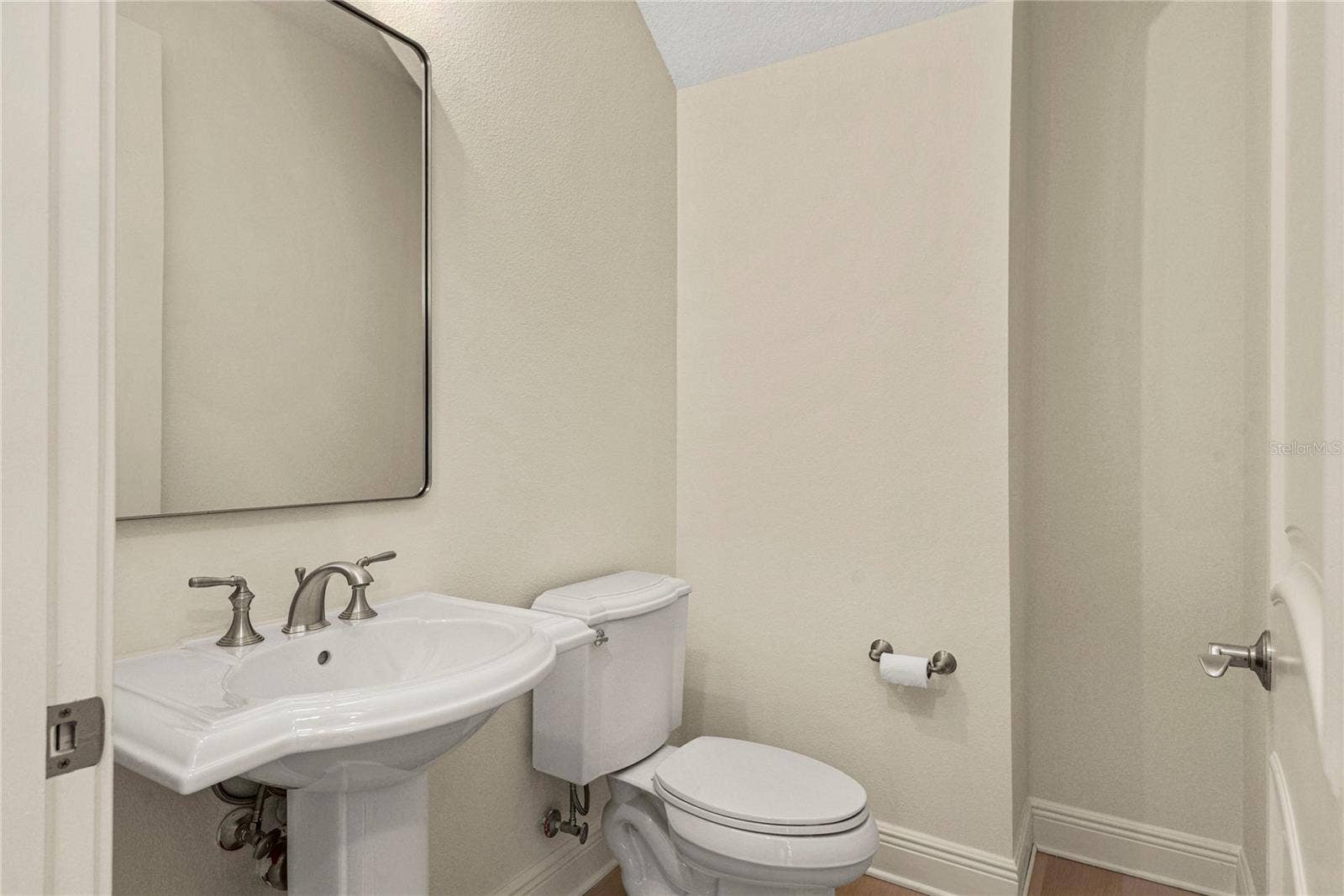 101 S NEW YORK AVENUE, #311, Winter Park, FL 32789 101 S NEW YORK AVENUE, #311, Winter Park, FL 32789