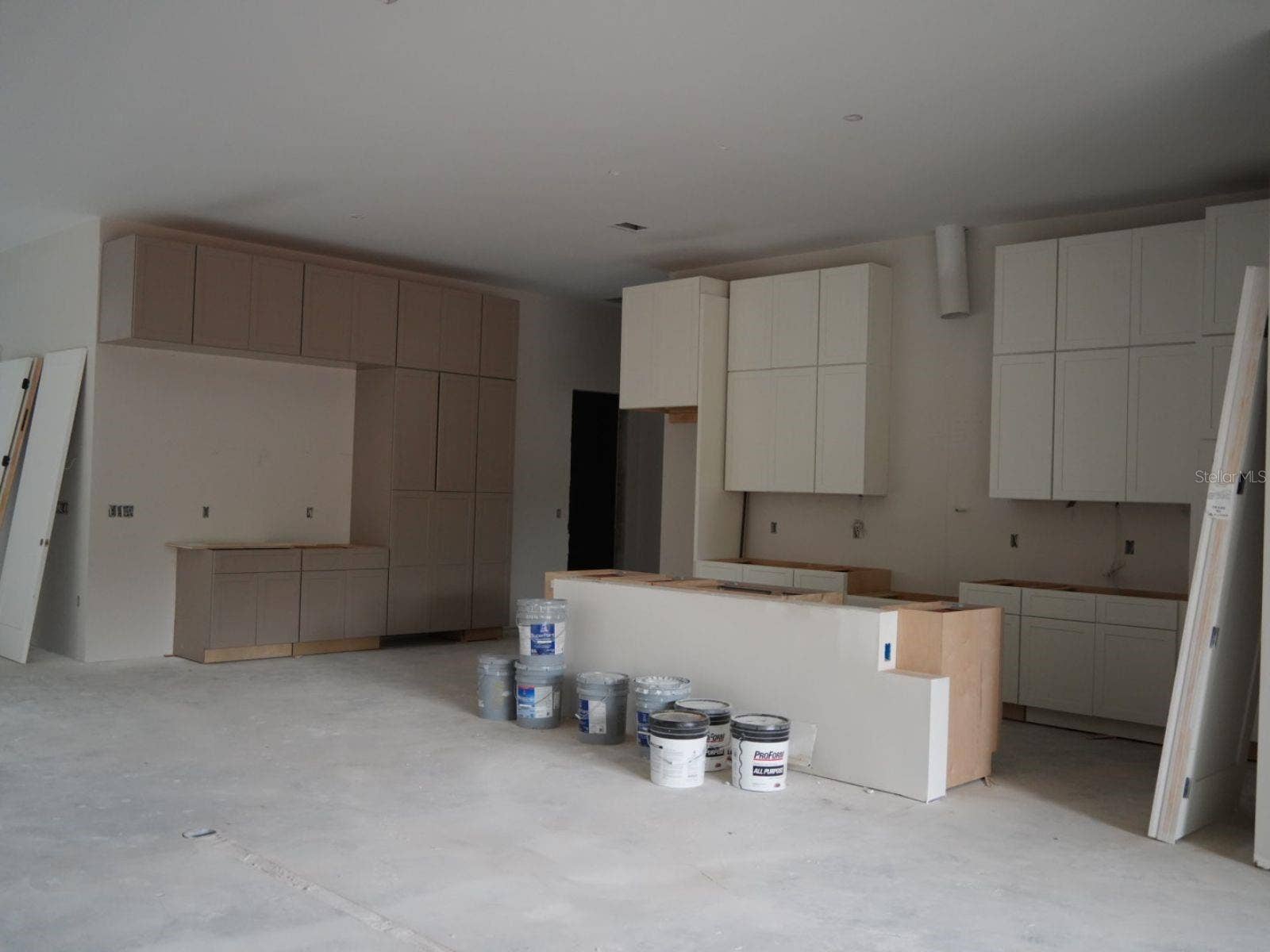 907 N HYER AVENUE, Orlando, FL 32803 10.19.26
