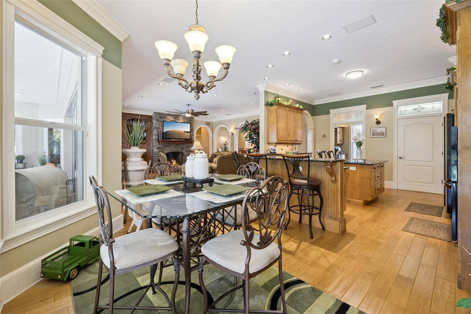 605 OLD MOUNT DORA ROAD, Eustis, FL 32726 605 OLD MOUNT DORA ROAD, Eustis, FL 32726