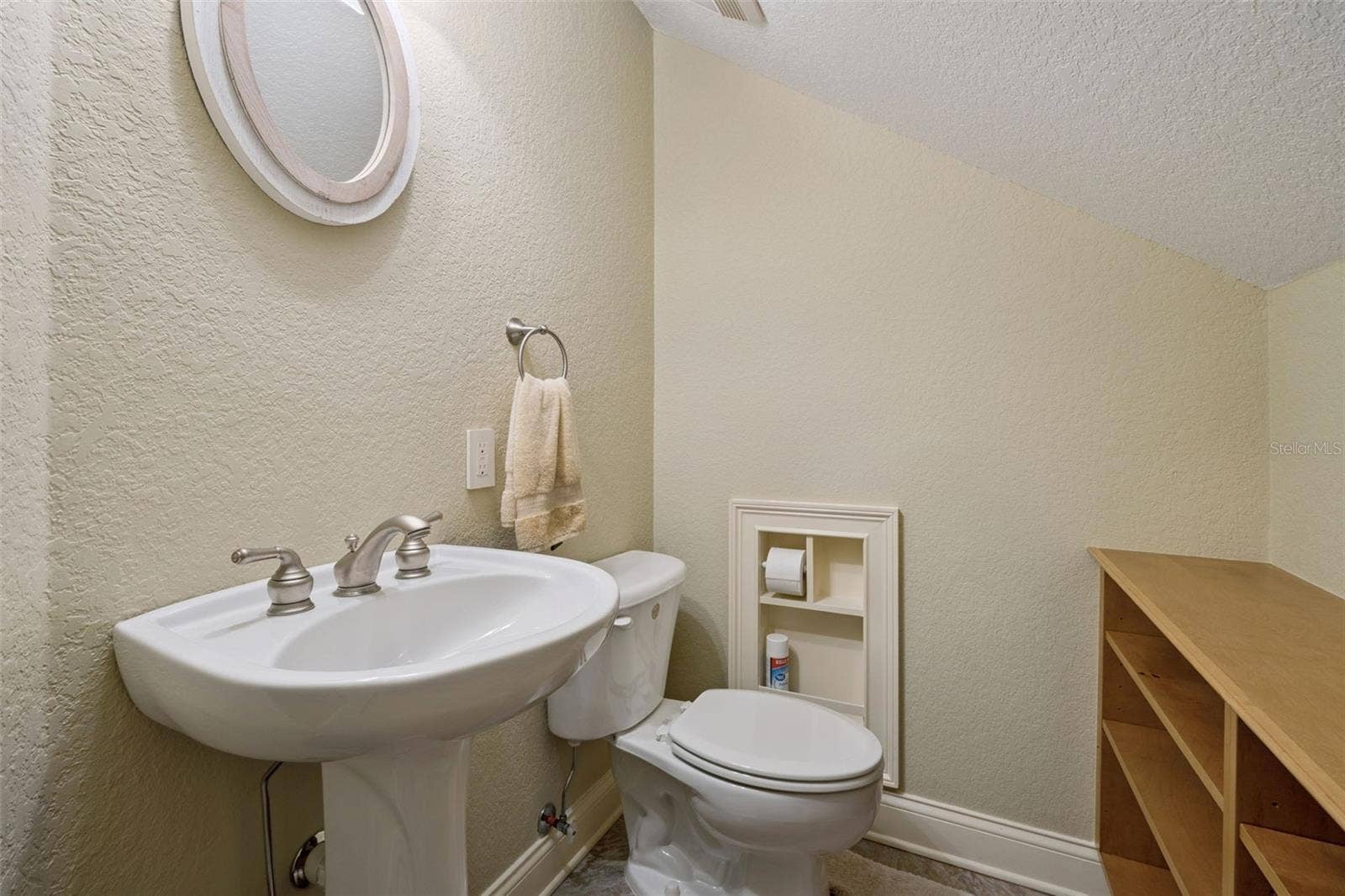 605 OLD MOUNT DORA ROAD, Eustis, FL 32726 605 OLD MOUNT DORA ROAD, Eustis, FL 32726