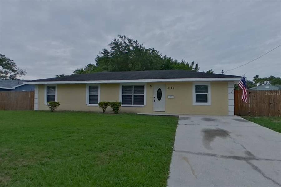 Property photo for St Petersburg, FL