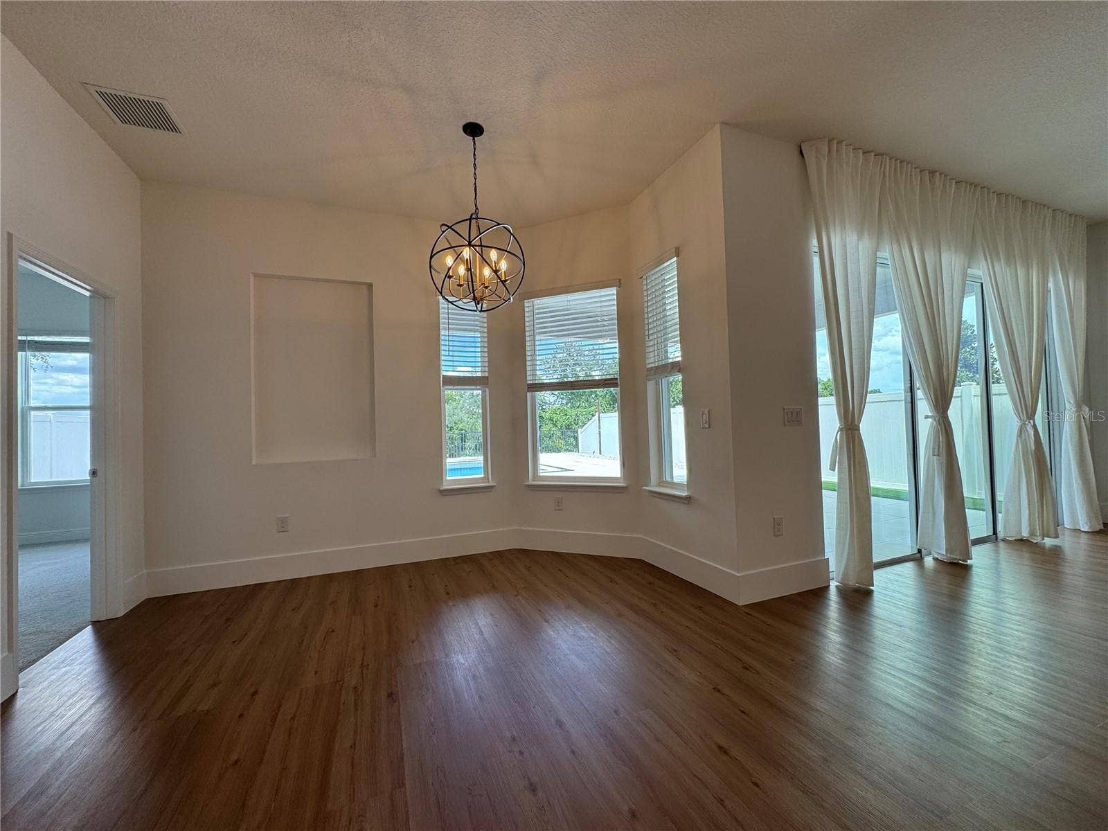 15741 SWEET LEMON WAY, Winter Garden, FL 34787 15741 SWEET LEMON WAY, Winter Garden, FL 34787