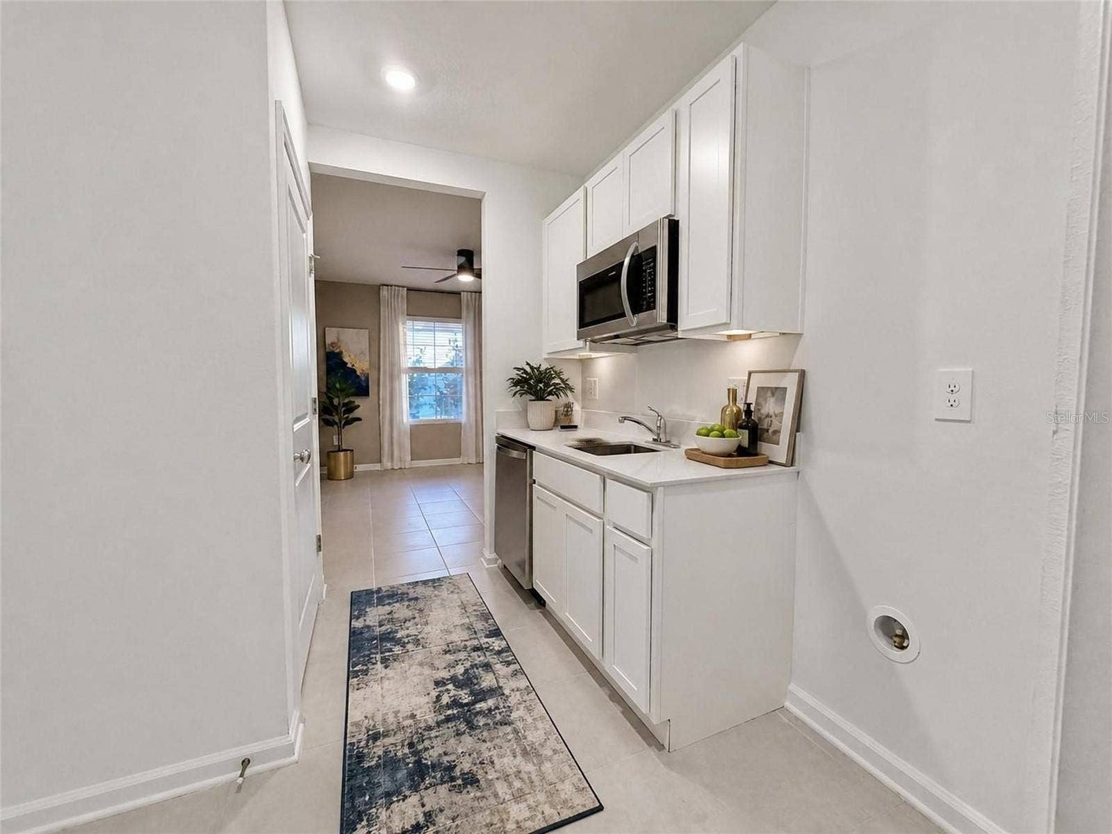 187 PUMA LOOP, Groveland, FL 34736 In Law Suite - Kitchenette