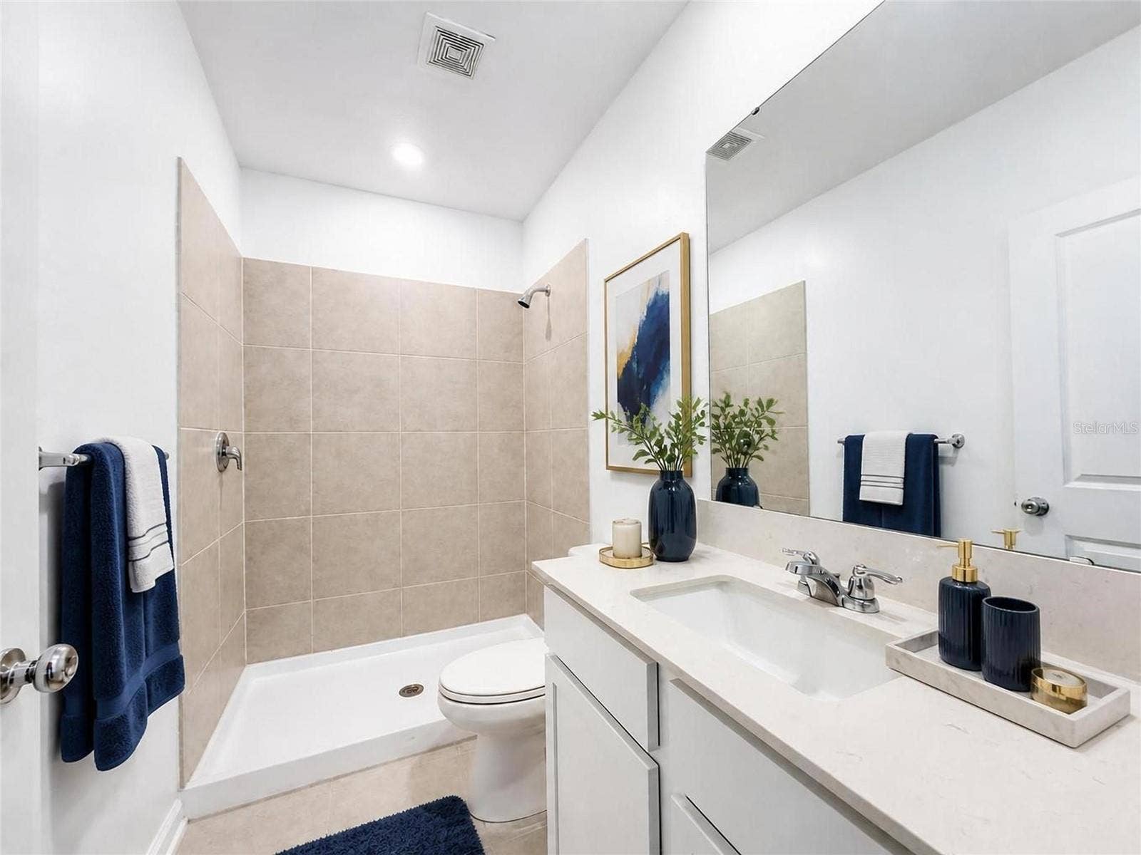 187 PUMA LOOP, Groveland, FL 34736 In Law Suite - Laundry