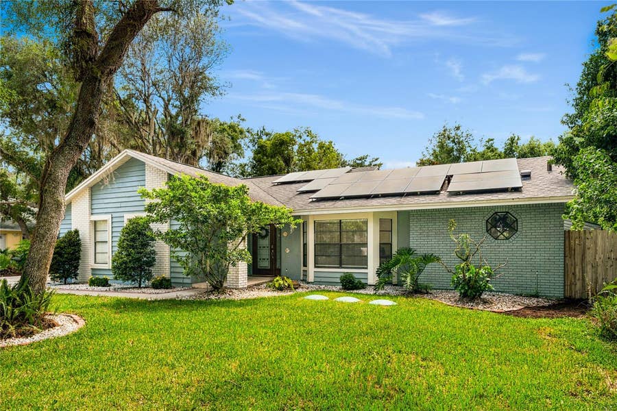 Property photo for 1716 CEDAR GLEN DRIVE, Apopka, FL