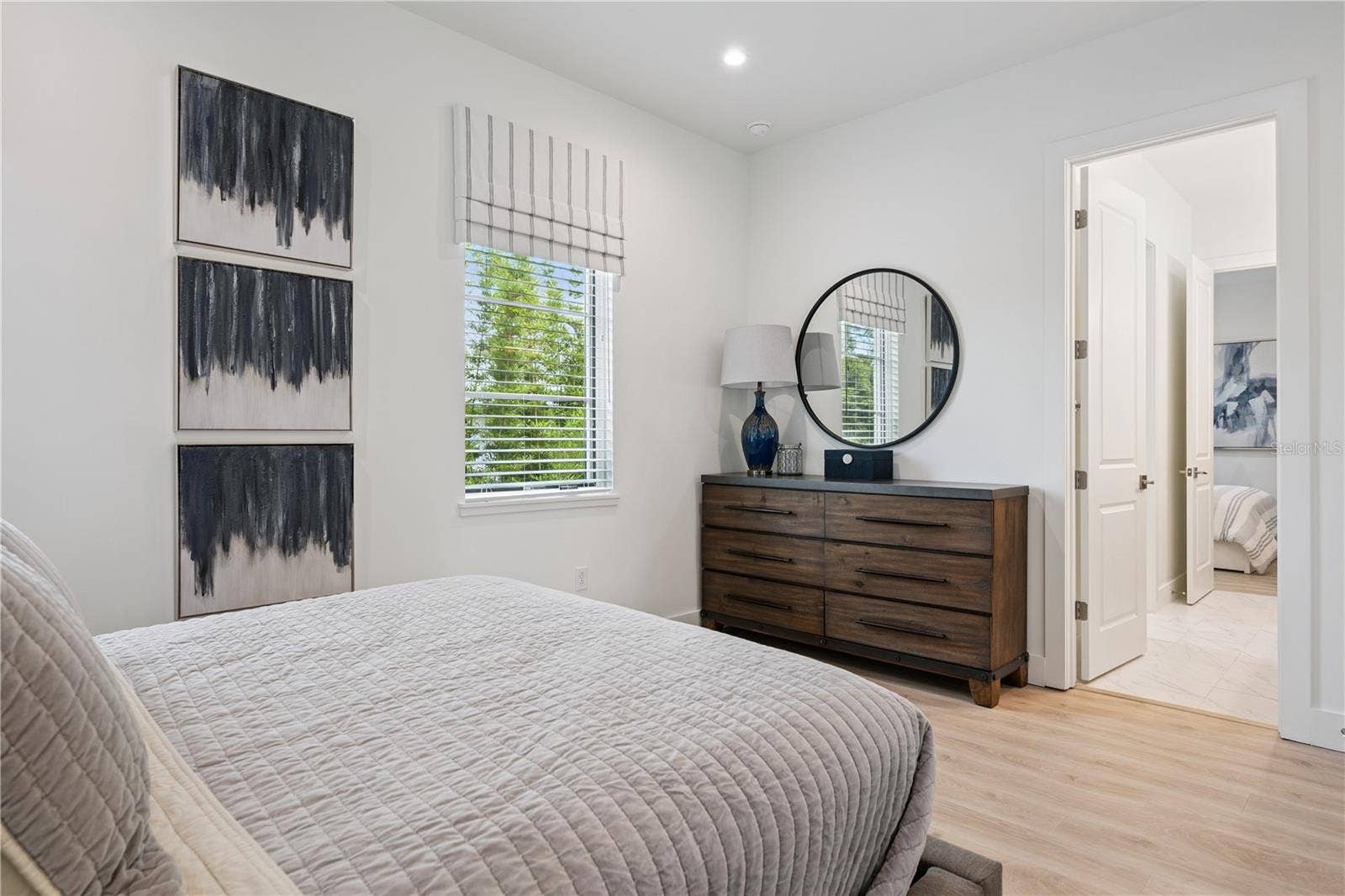 512 W SWOOPE AVENUE, Winter Park, FL 32789 Second Bedroom with Shared Ensuite with Double Sinks/Walk-In Shower