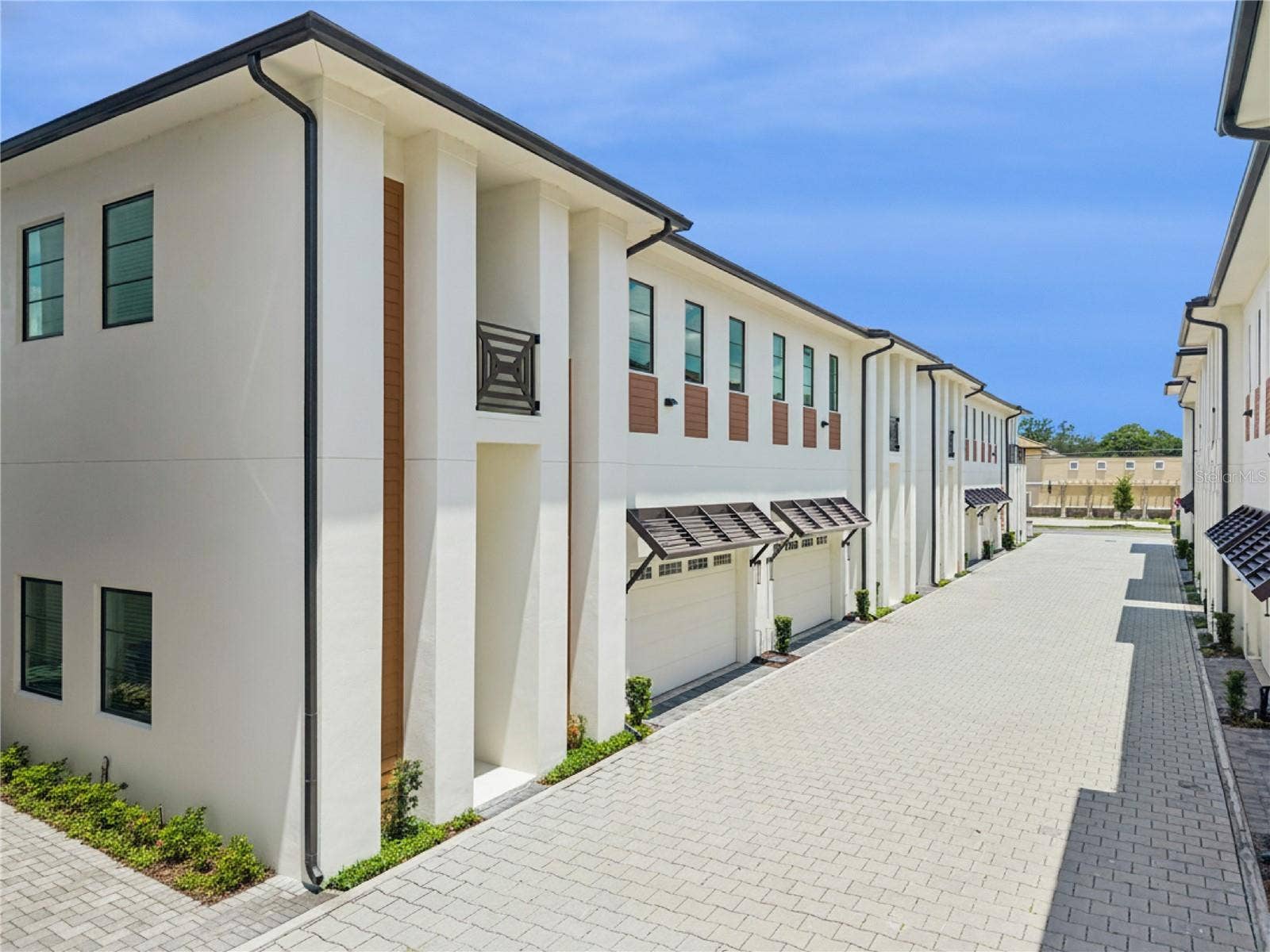 512 W SWOOPE AVENUE, Winter Park, FL 32789 Luxury Winter Park Townhome: 3 Bedrooms/2.5 Baths/In-Unit Elevator and Private Fenced-In Backyard