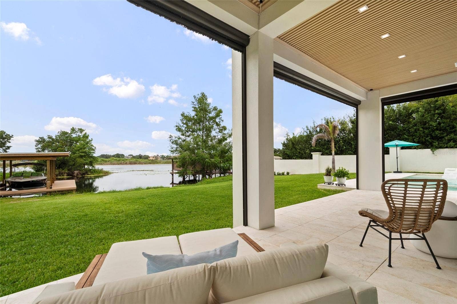 9061 RON DEN LANE, Windermere, FL 34786 9061 RON DEN LANE, Windermere, FL 34786