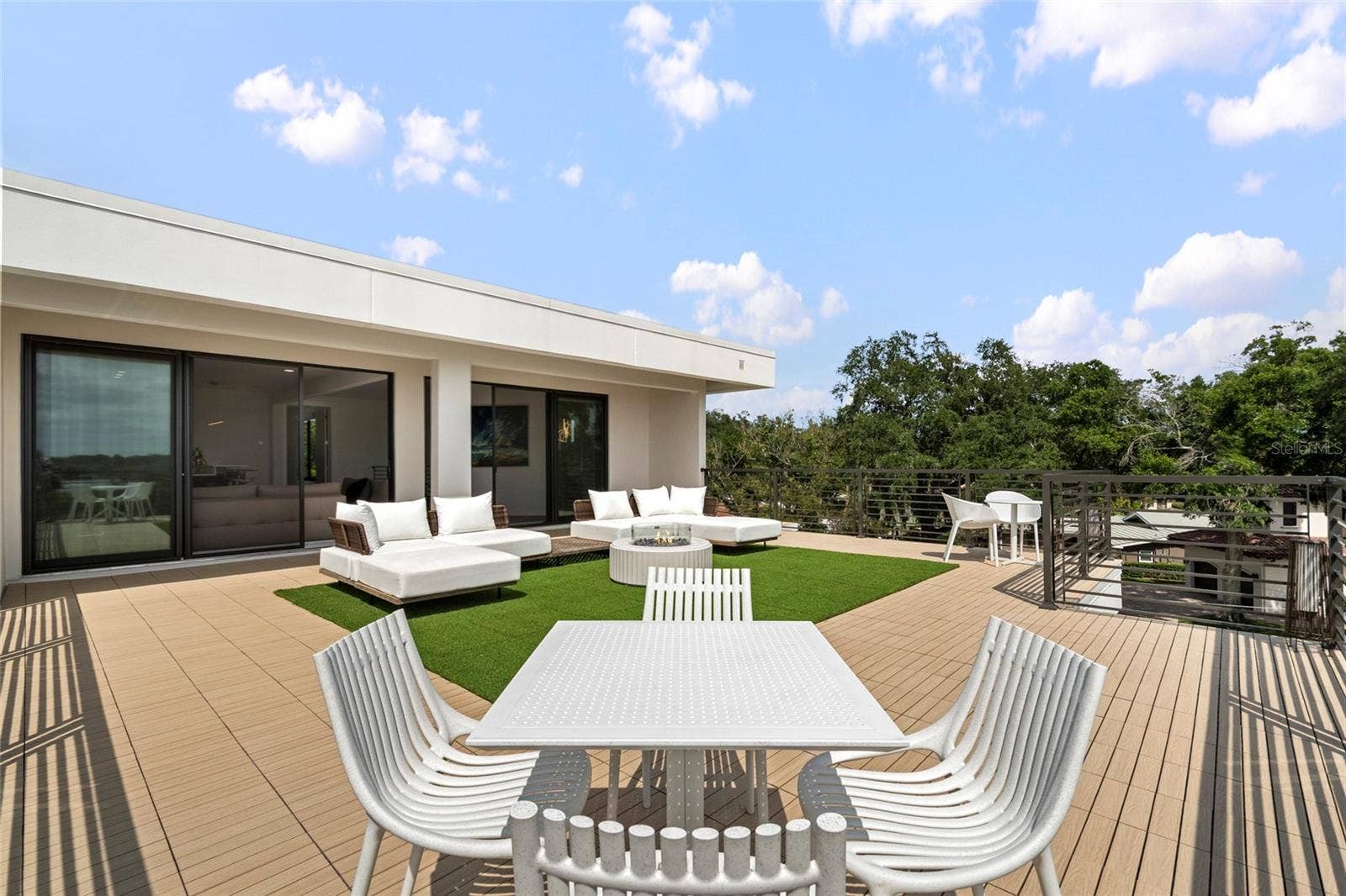 9061 RON DEN LANE, Windermere, FL 34786 9061 RON DEN LANE, Windermere, FL 34786