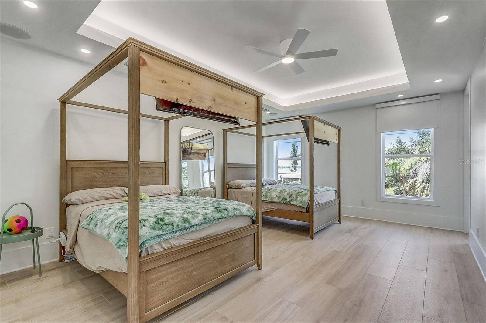 9940 LONE TREE LANE, Orlando, FL 32836 9940 LONE TREE LANE, Orlando, FL 32836