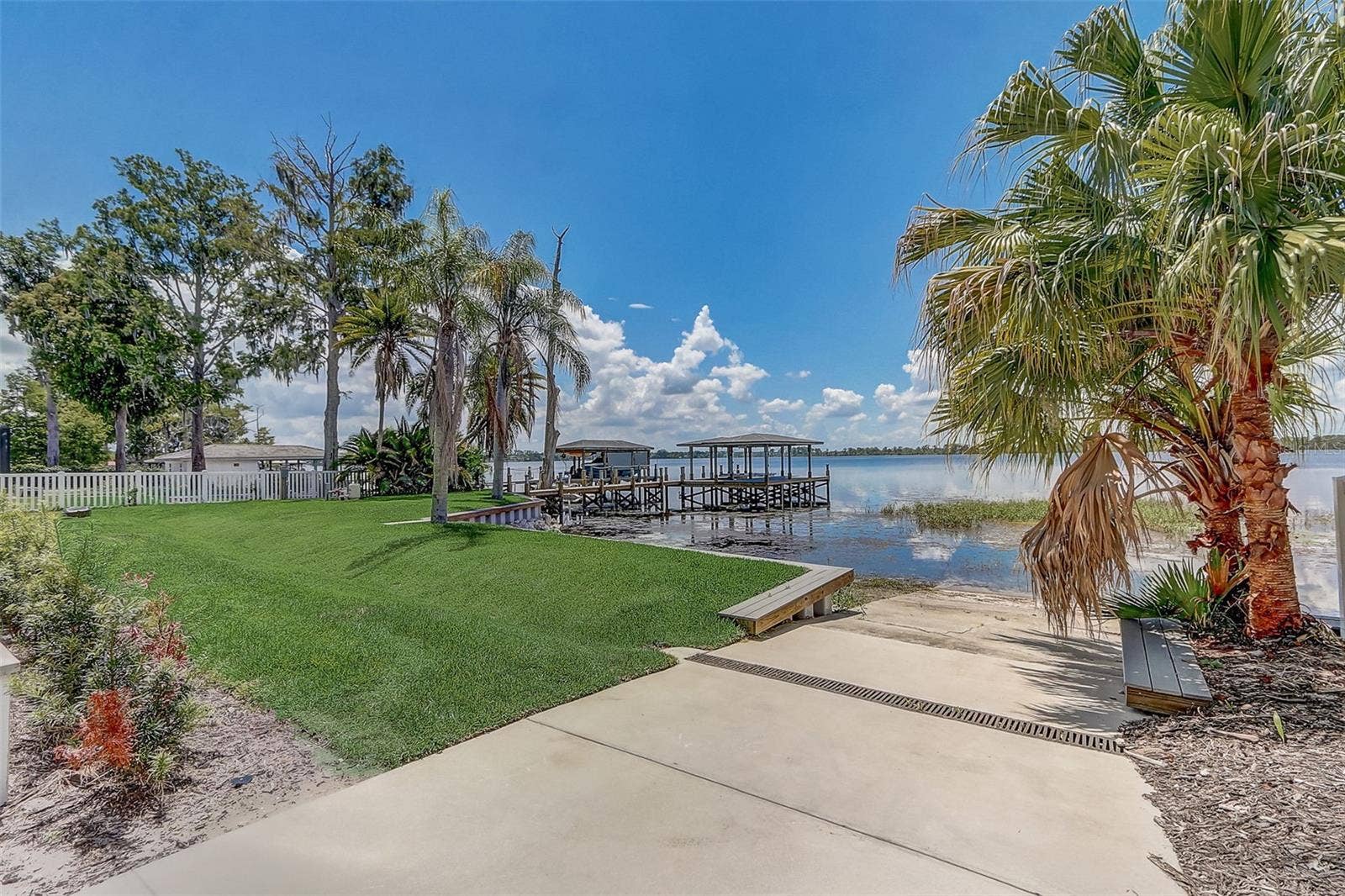 9940 LONE TREE LANE, Orlando, FL 32836 9940 LONE TREE LANE, Orlando, FL 32836