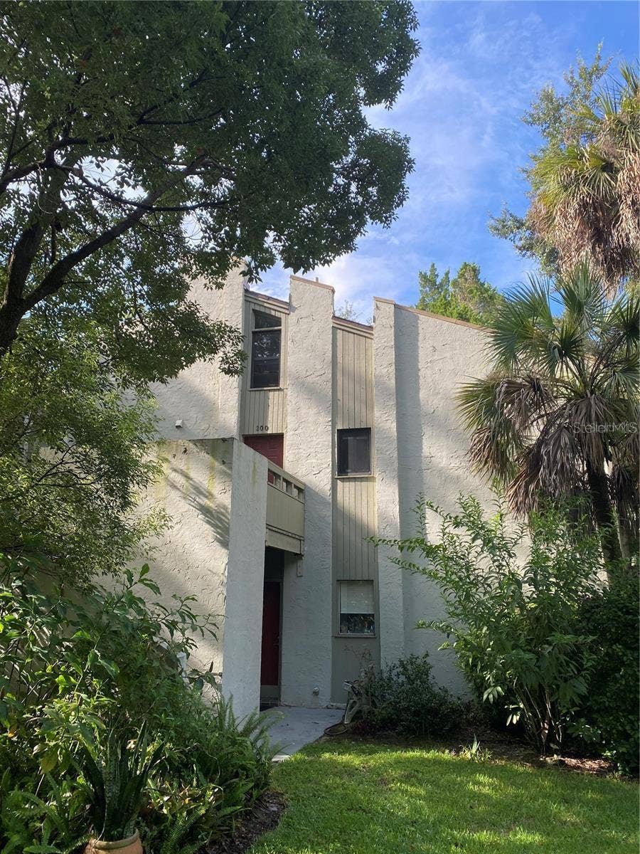 Property photo for 200 FAIRWAY DRIVE, #200, Longwood, FL