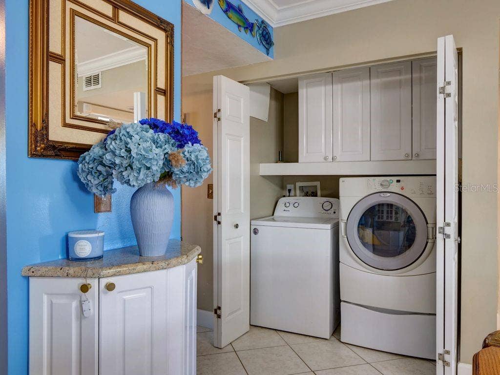 2055 S ATLANTIC AVENUE, #1410, Daytona Beach, FL 32118 Laundry