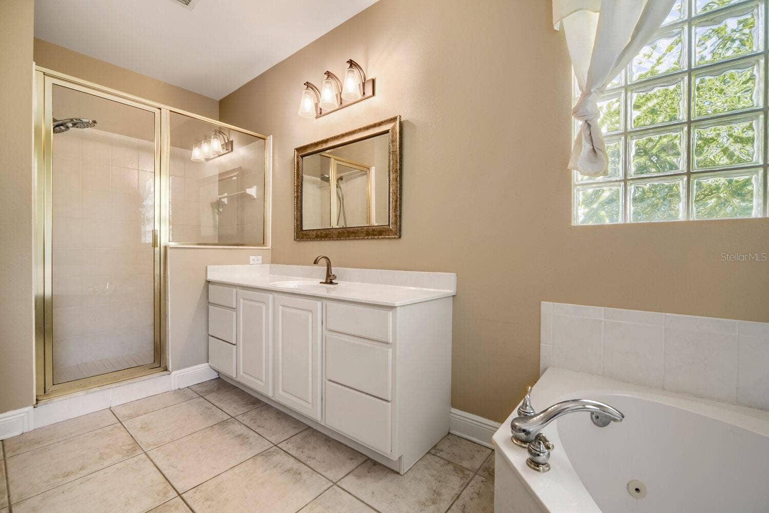 122 SOPHIA MARIE CV, Sanford, FL 32771 Primary Bath