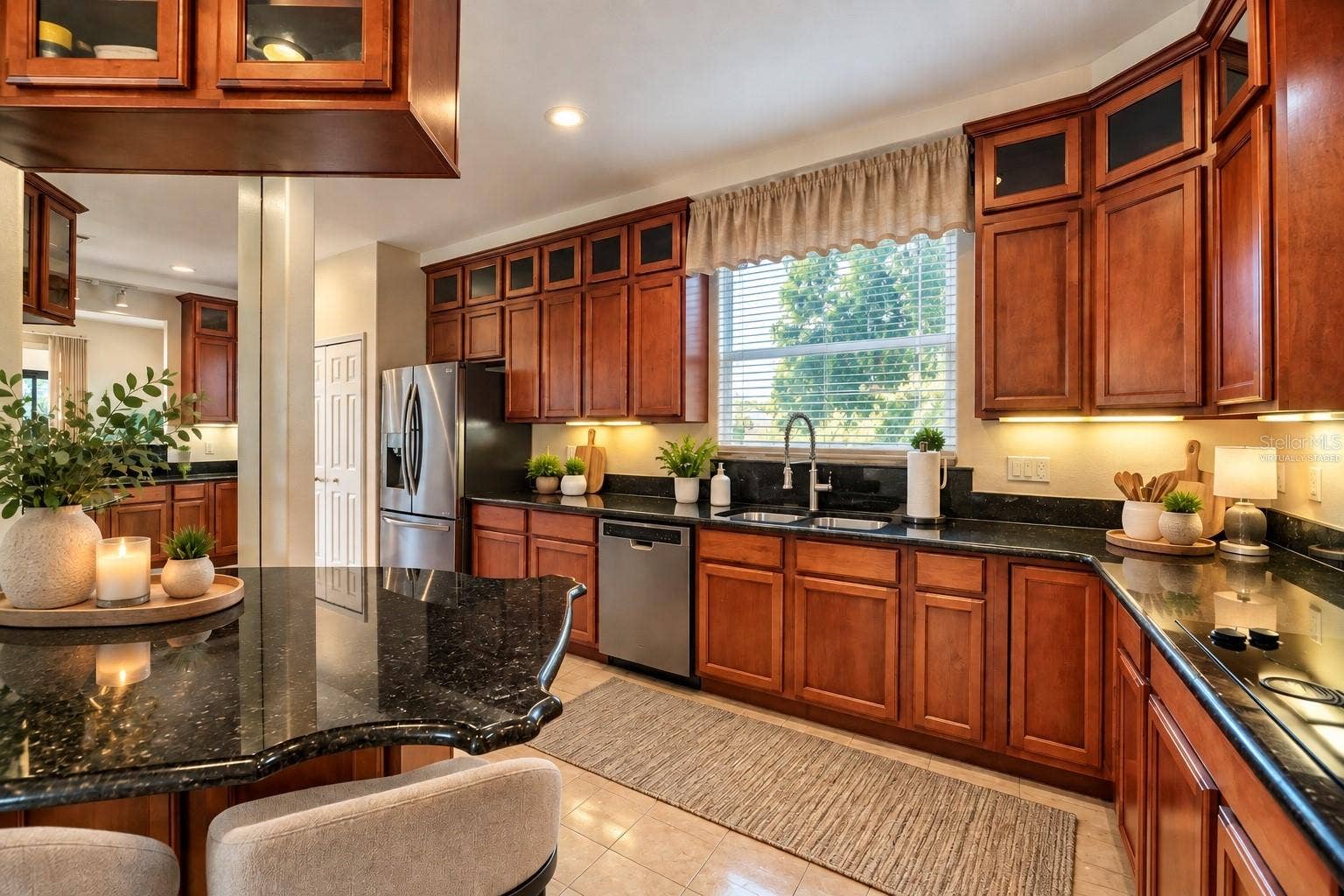122 SOPHIA MARIE CV, Sanford, FL 32771 Kitchen photo 2 - virtually staged