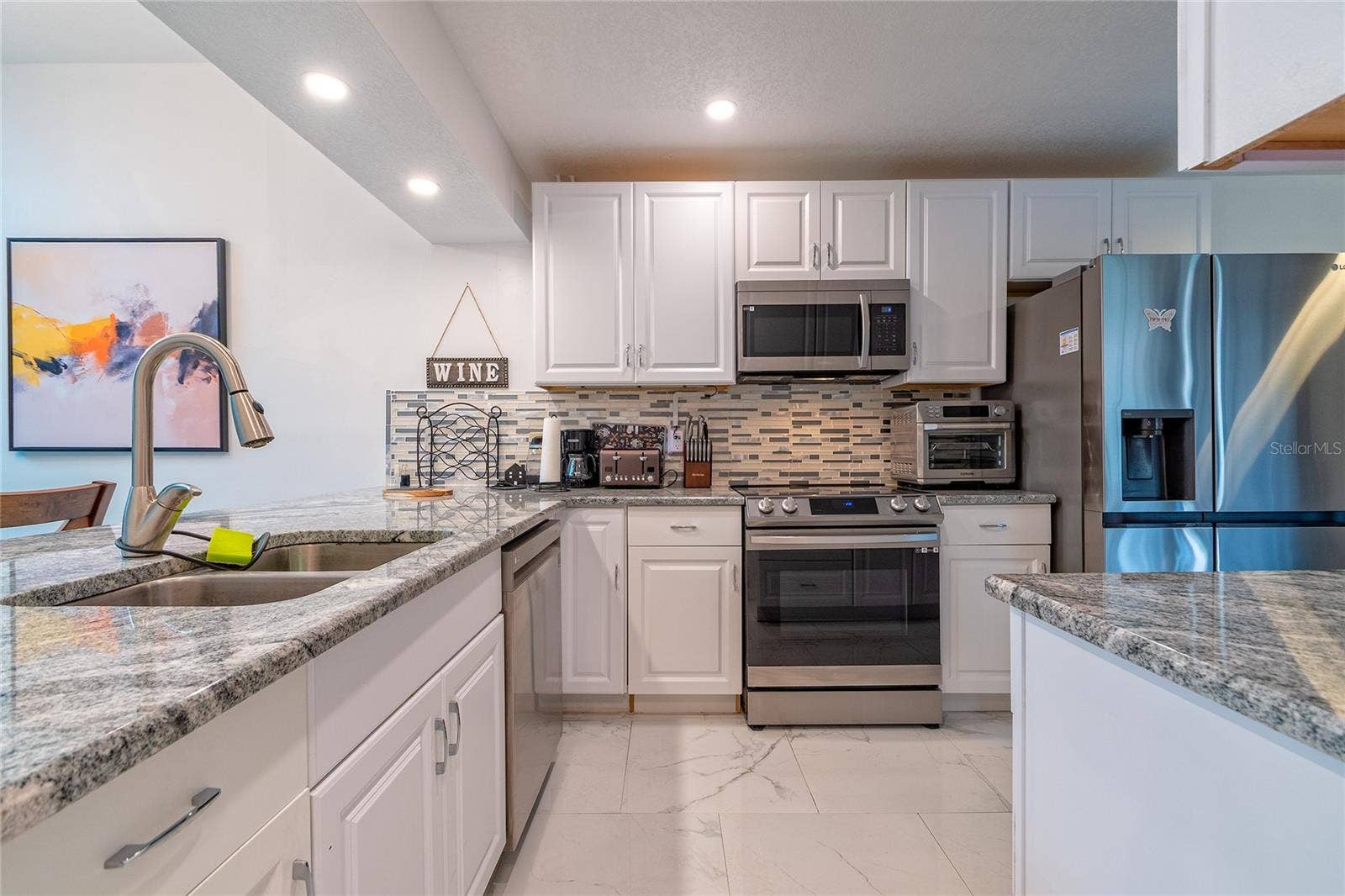 7720 CHAPELHILL DRIVE, Orlando, FL 32819 7720 CHAPELHILL DRIVE, Orlando, FL 32819