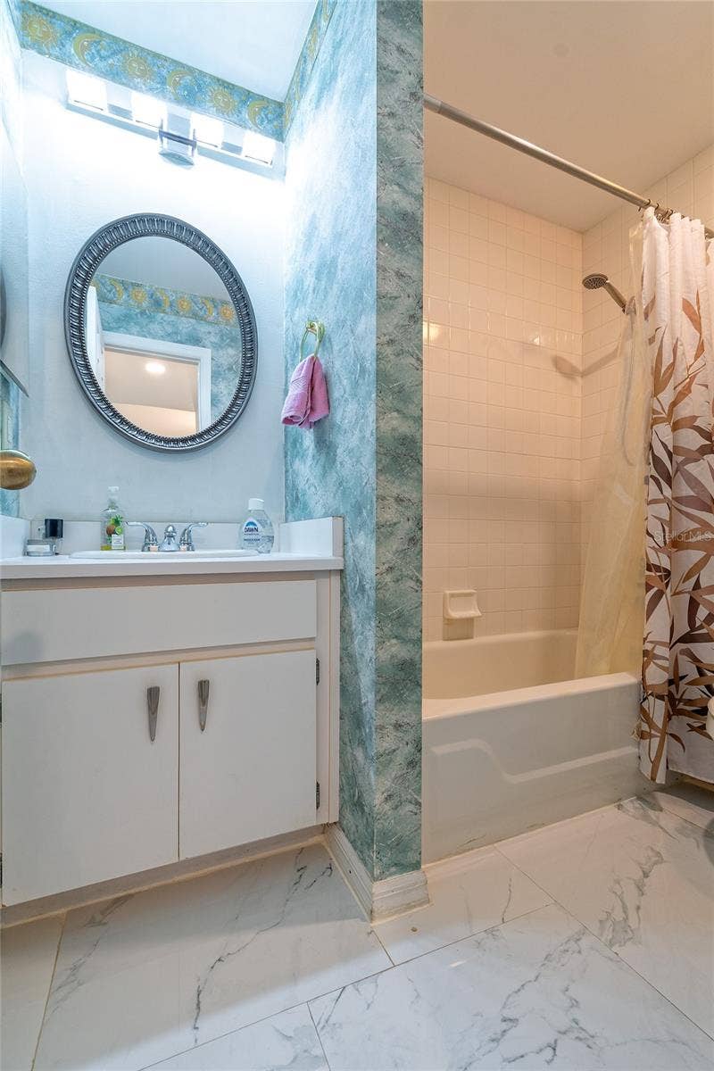 7720 CHAPELHILL DRIVE, Orlando, FL 32819 7720 CHAPELHILL DRIVE, Orlando, FL 32819