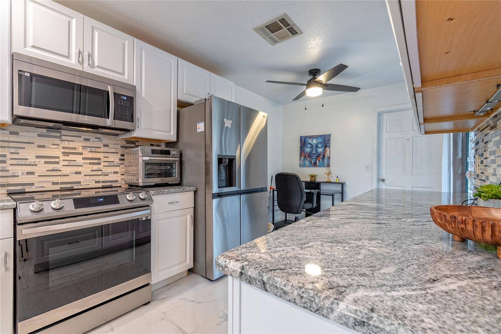 7720 CHAPELHILL DRIVE, Orlando, FL 32819 7720 CHAPELHILL DRIVE, Orlando, FL 32819