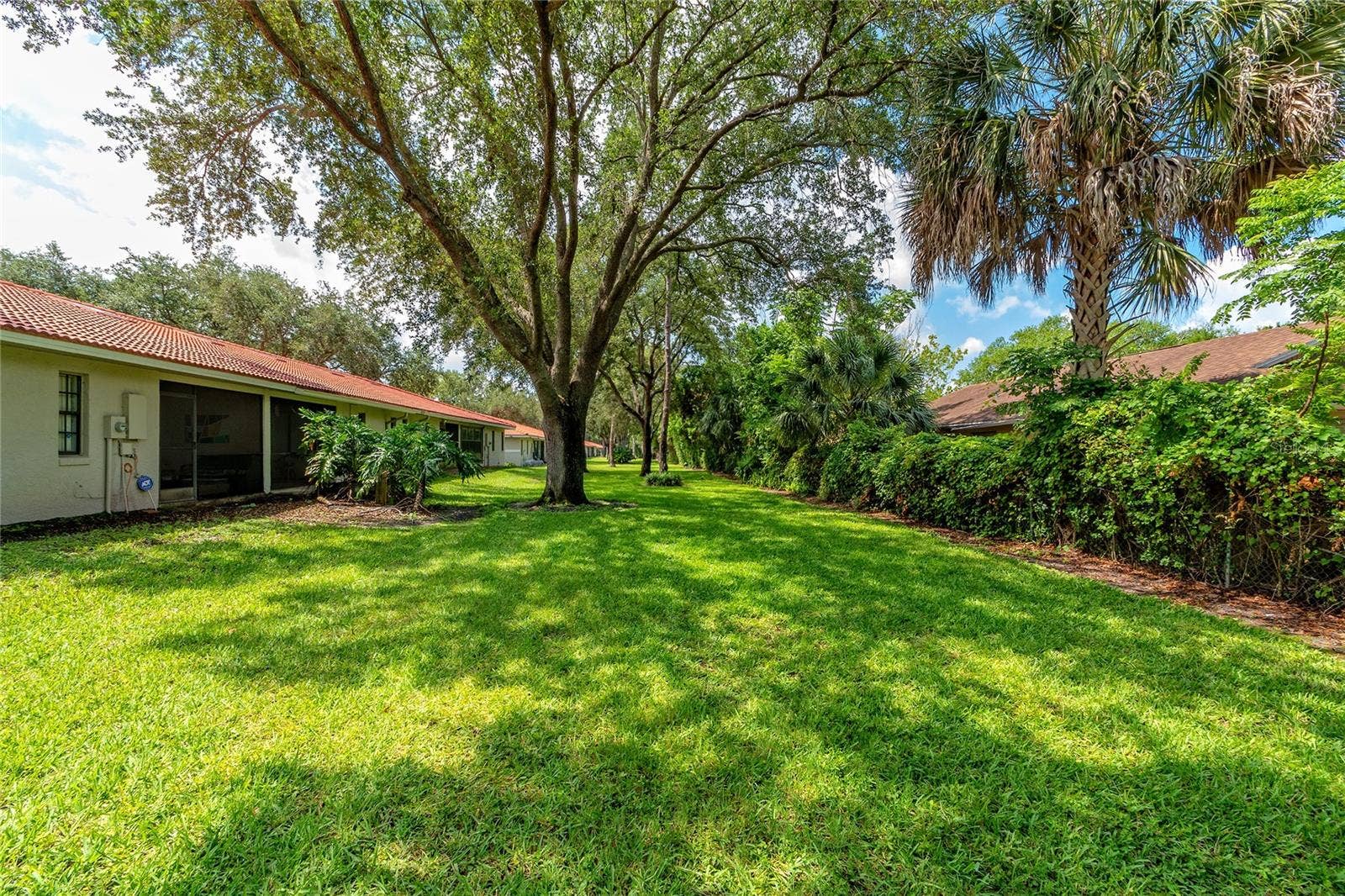 7720 CHAPELHILL DRIVE, Orlando, FL 32819 7720 CHAPELHILL DRIVE, Orlando, FL 32819