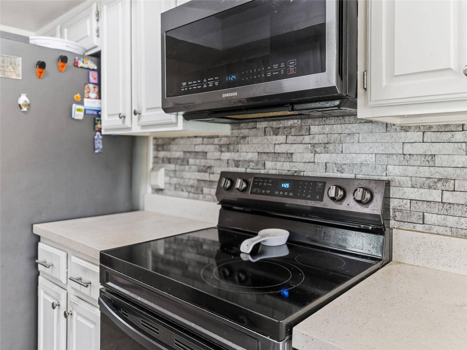 9731 SIBLEY CIRCLE, Orlando, FL 32836 9731 SIBLEY CIRCLE, Orlando, FL 32836