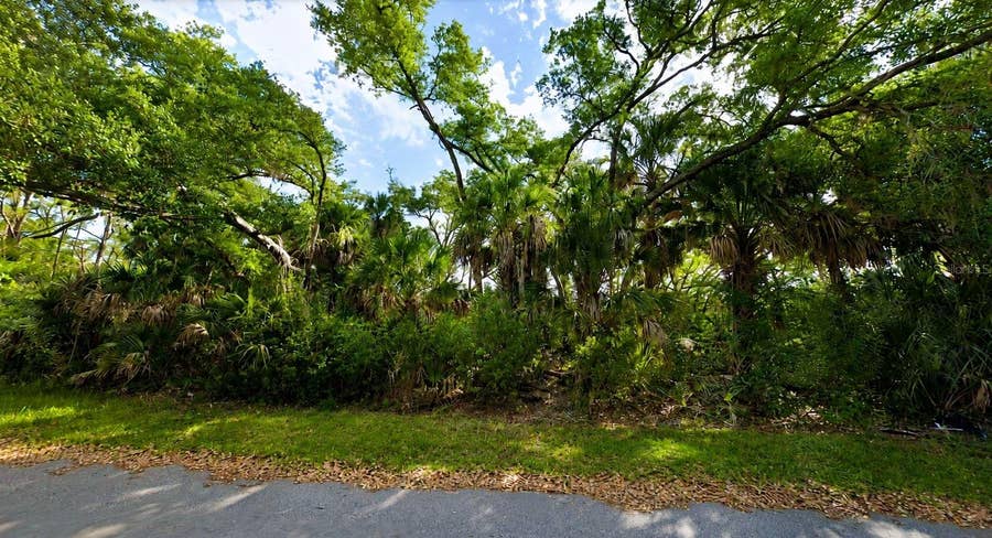 Property photo for 1472 CANTERBURY LANE, Port Charlotte, FL