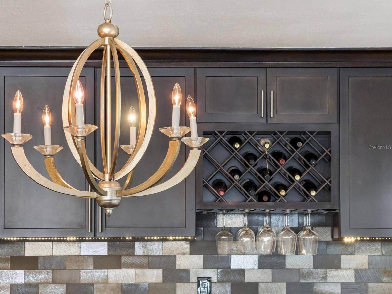 1629 HEMPEL AVENUE, Windermere, FL 34786 Under Cabinet lighting with wine rack and wine fridge below