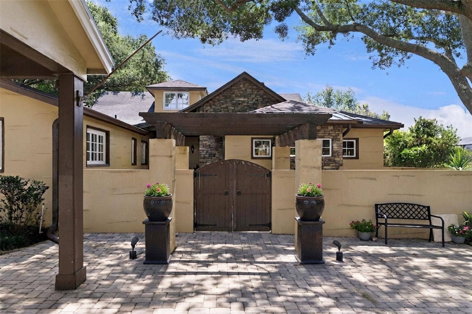 1629 HEMPEL AVENUE, Windermere, FL 34786 Entry into Main Home