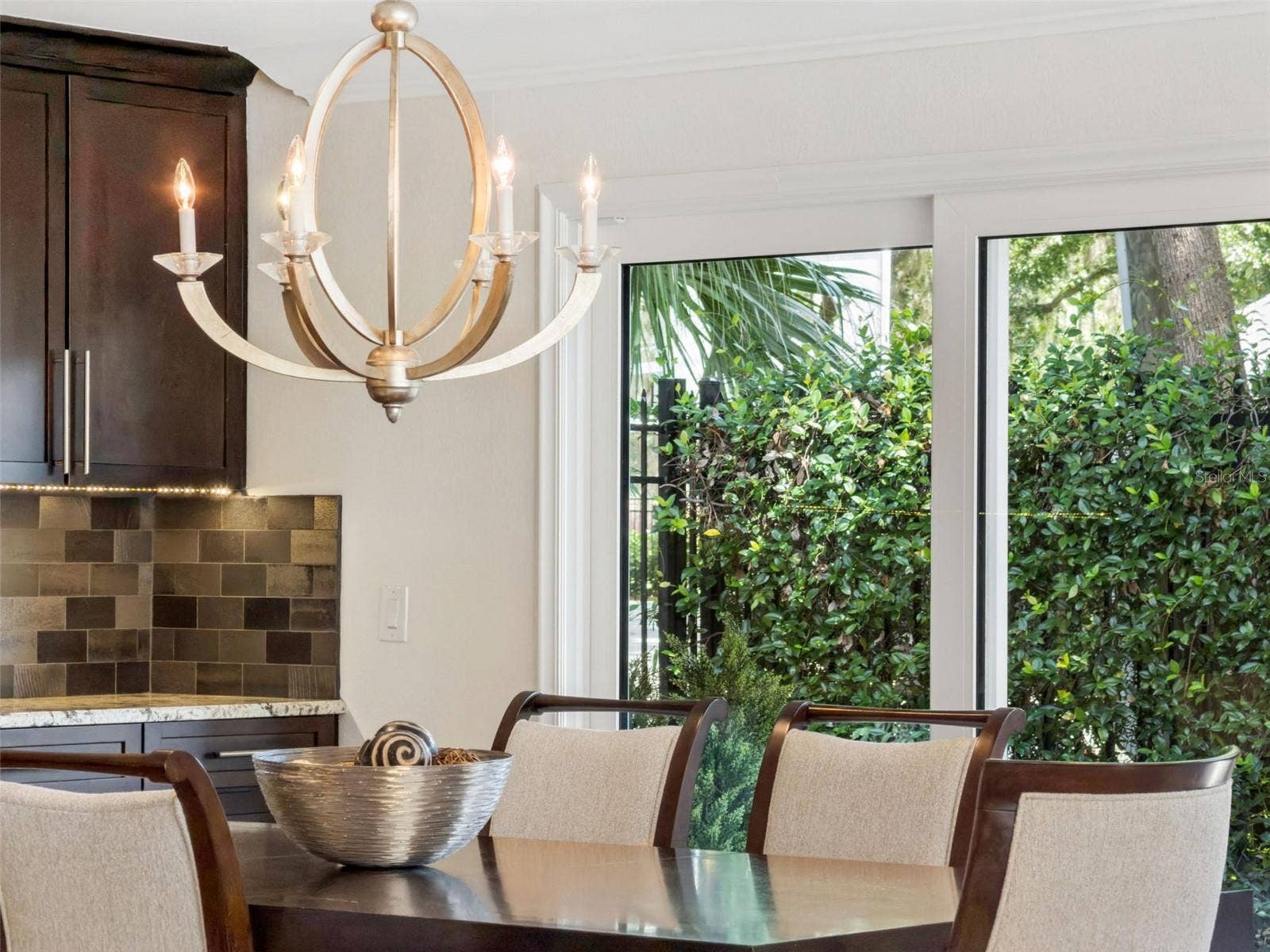 1629 HEMPEL AVENUE, Windermere, FL 34786 Casual Meals or those meals that make memories