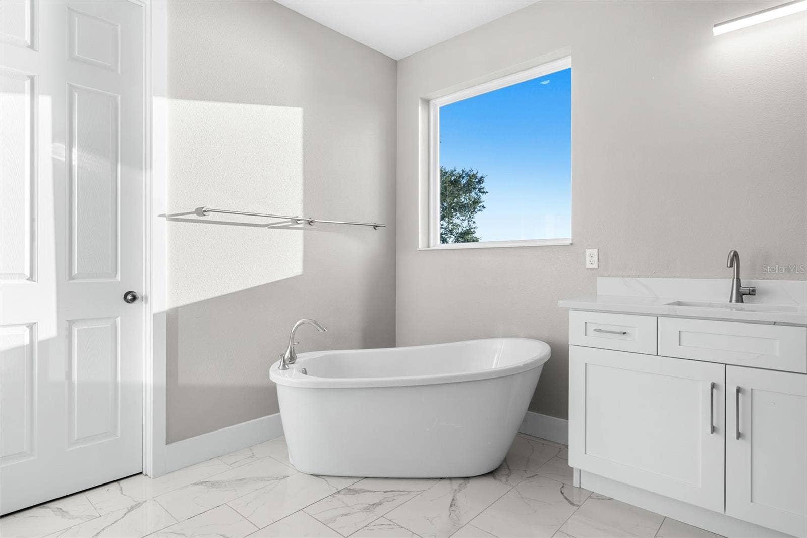 1144 HULL ISLAND DRIVE, Winter Garden, FL 34787 1144 HULL ISLAND DRIVE, Winter Garden, FL 34787