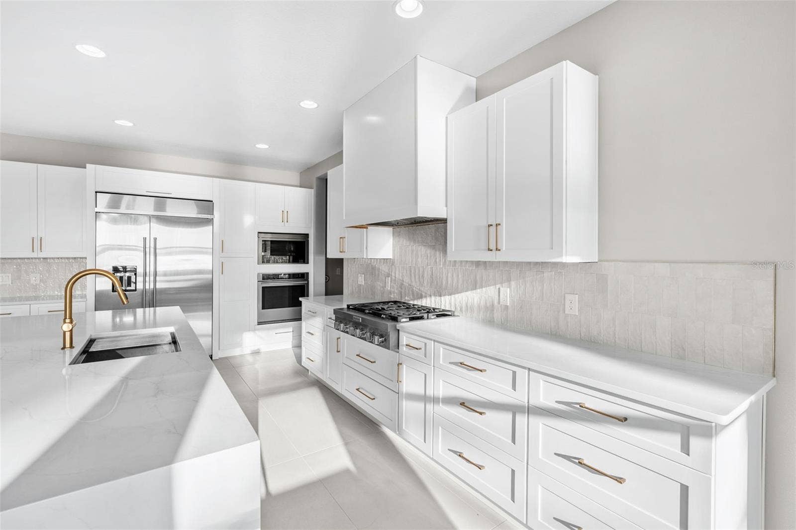 1144 HULL ISLAND DRIVE, Winter Garden, FL 34787 1144 HULL ISLAND DRIVE, Winter Garden, FL 34787