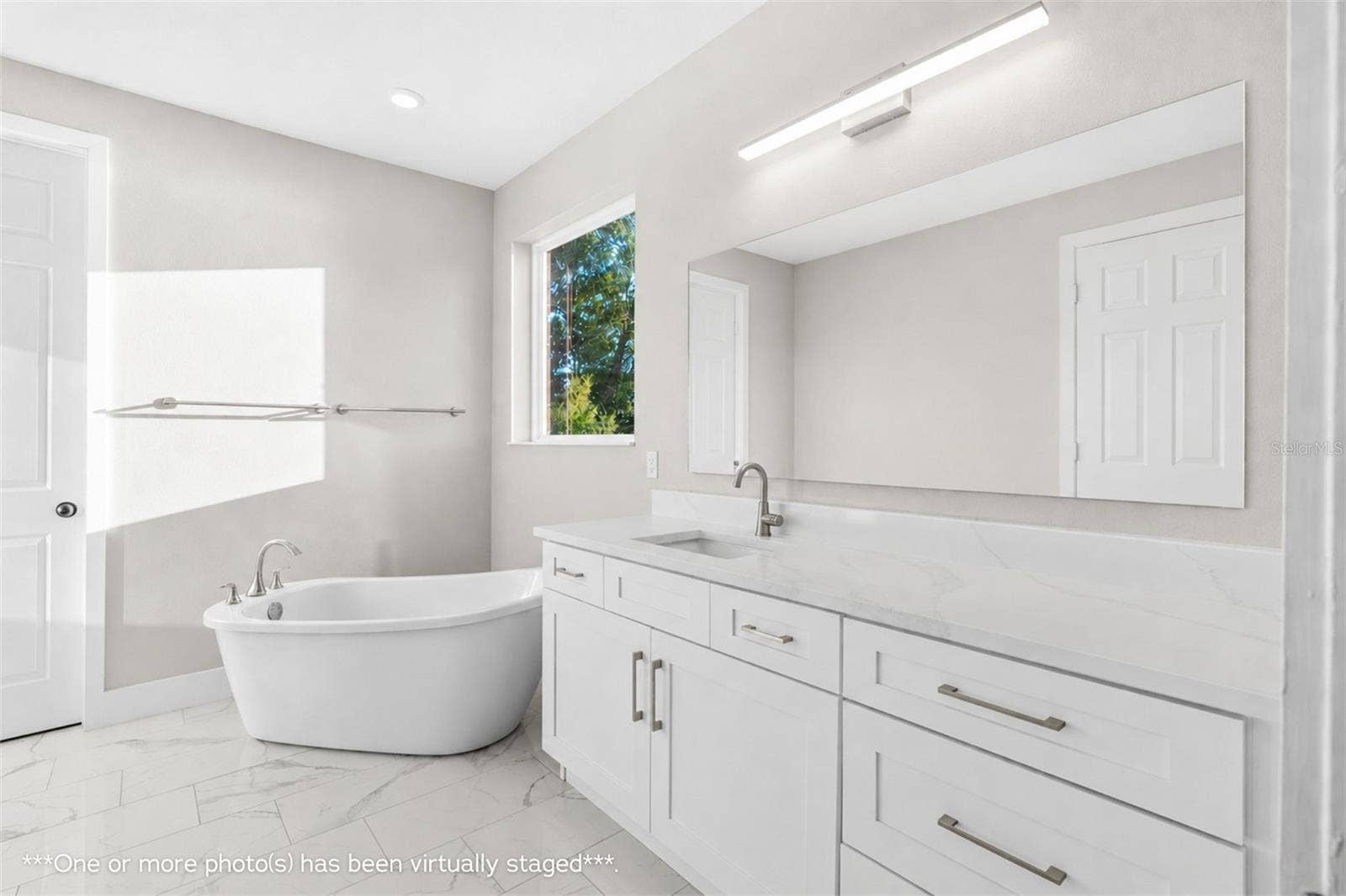 1144 HULL ISLAND DRIVE, Winter Garden, FL 34787 1144 HULL ISLAND DRIVE, Winter Garden, FL 34787