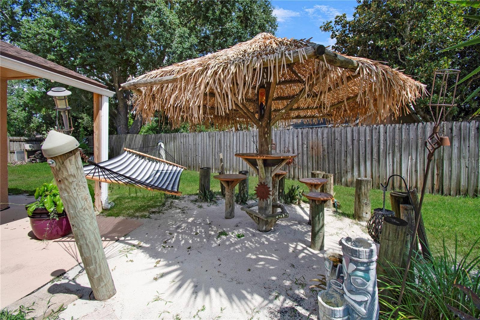 8628 GRANADA BOULEVARD, Orlando, FL 32836 8628 GRANADA BOULEVARD, Orlando, FL 32836