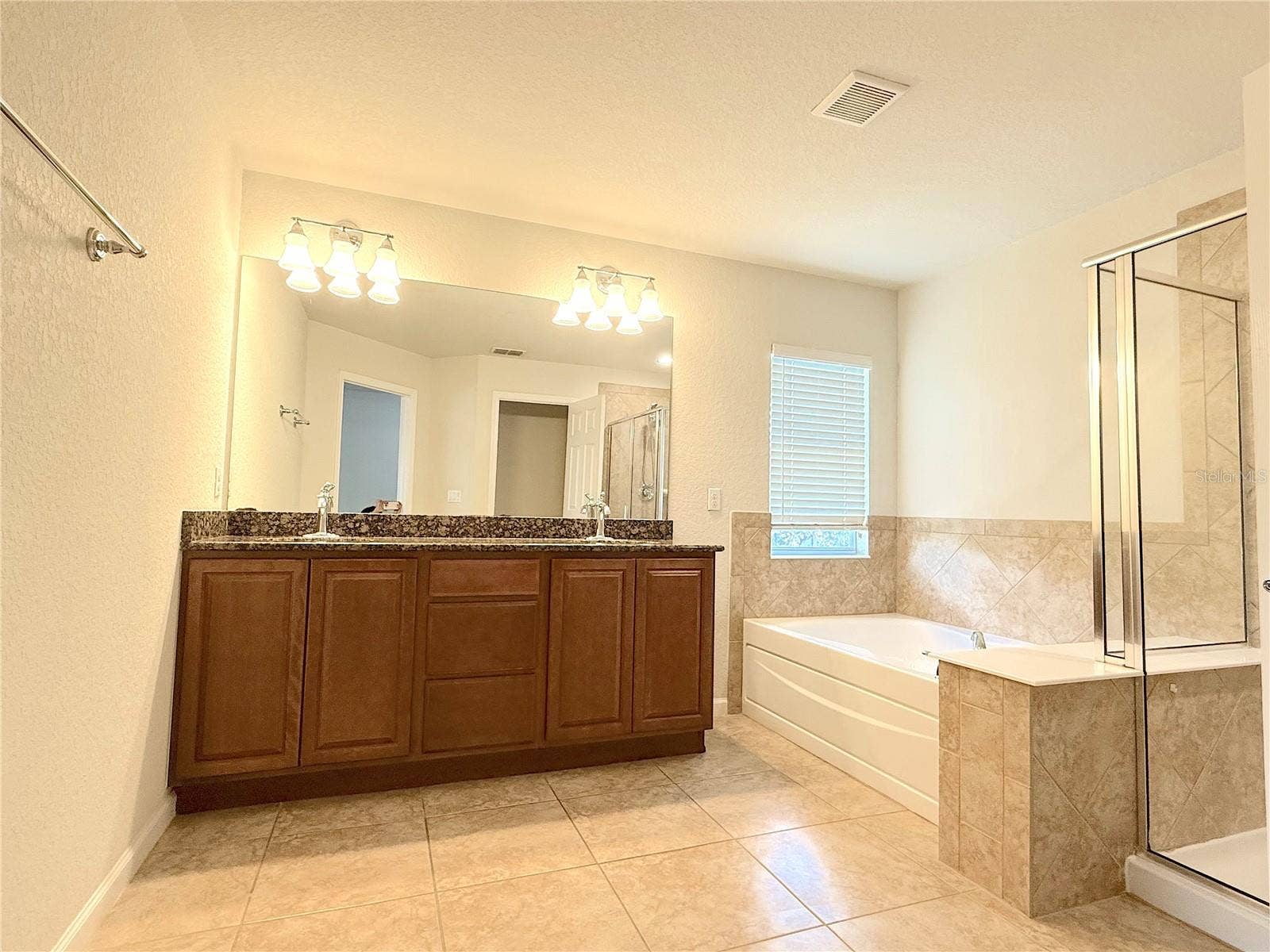 11848 ZELKOVA LANE, Orlando, FL 32827 Master Bathroom