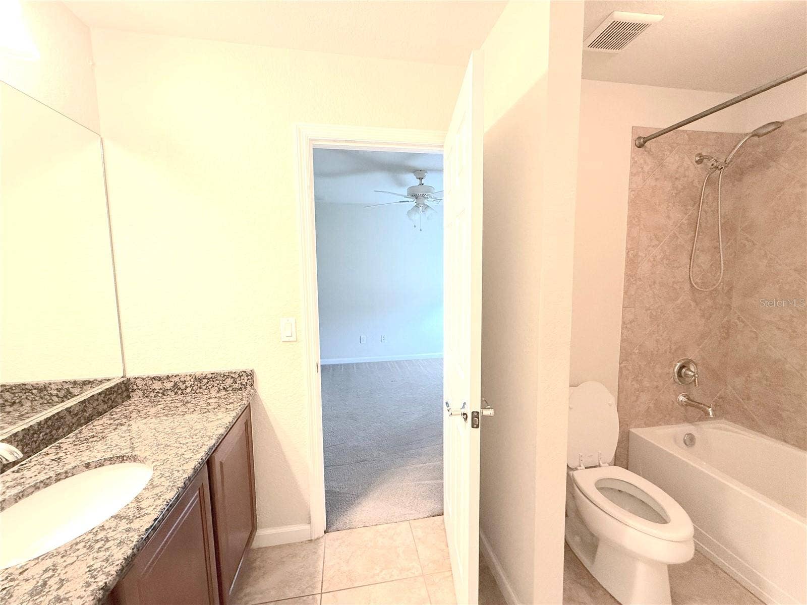 11848 ZELKOVA LANE, Orlando, FL 32827 Jack and Jill bathroom
