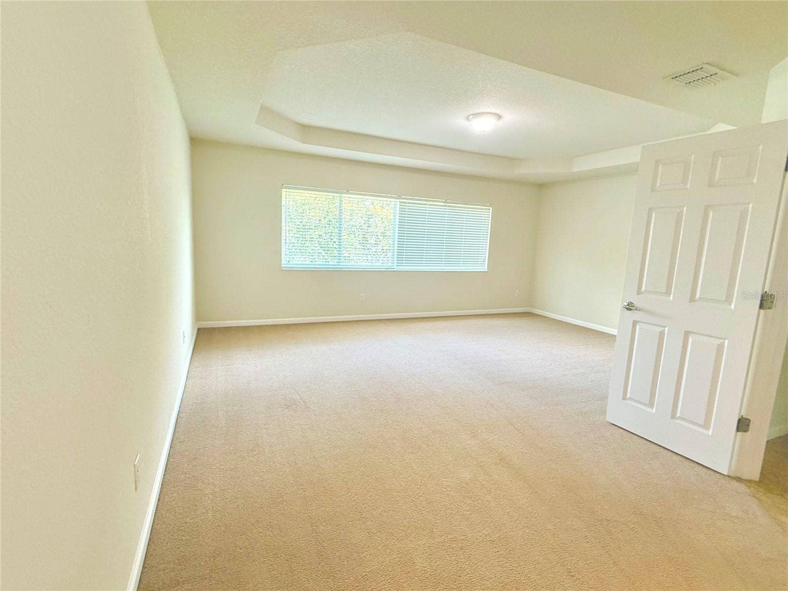 11848 ZELKOVA LANE, Orlando, FL 32827 Master Suite (batheroom on the right)