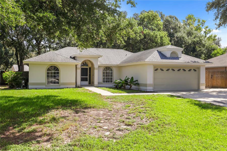 Property photo for 2635 LAKE LANDING BOULEVARD, Eustis, FL