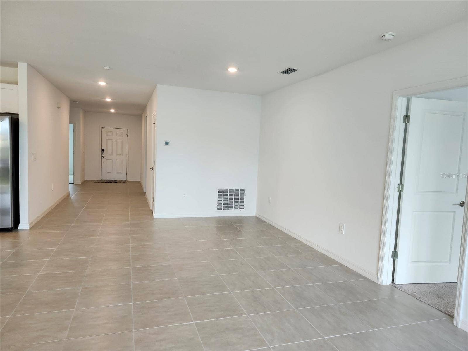 Neutral Tile
