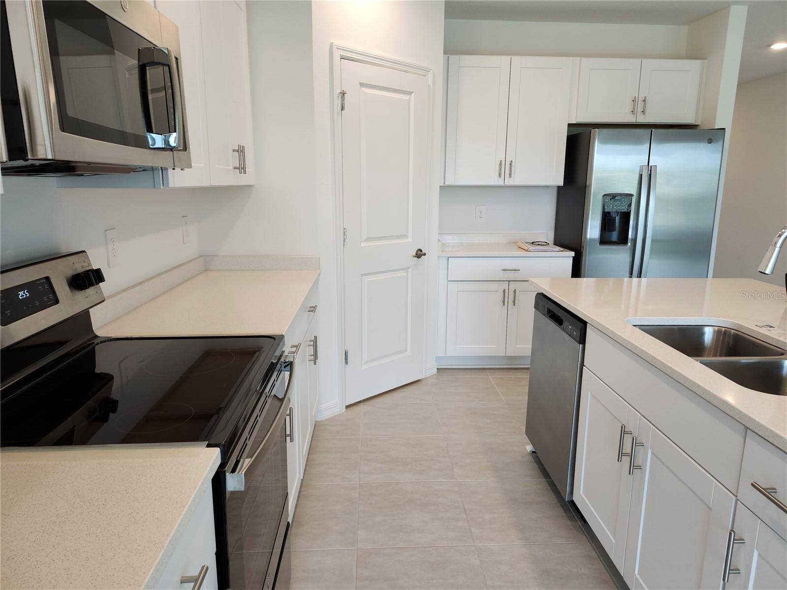 Stone Counters, Stainless Appliances