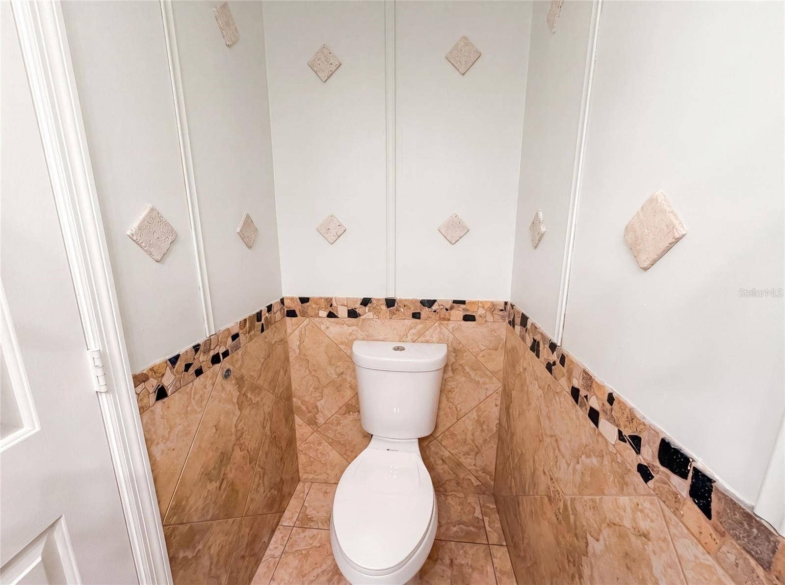300 SPRUCEWOOD ROAD, Lake Mary, FL 32746 300 SPRUCEWOOD ROAD, Lake Mary, FL 32746