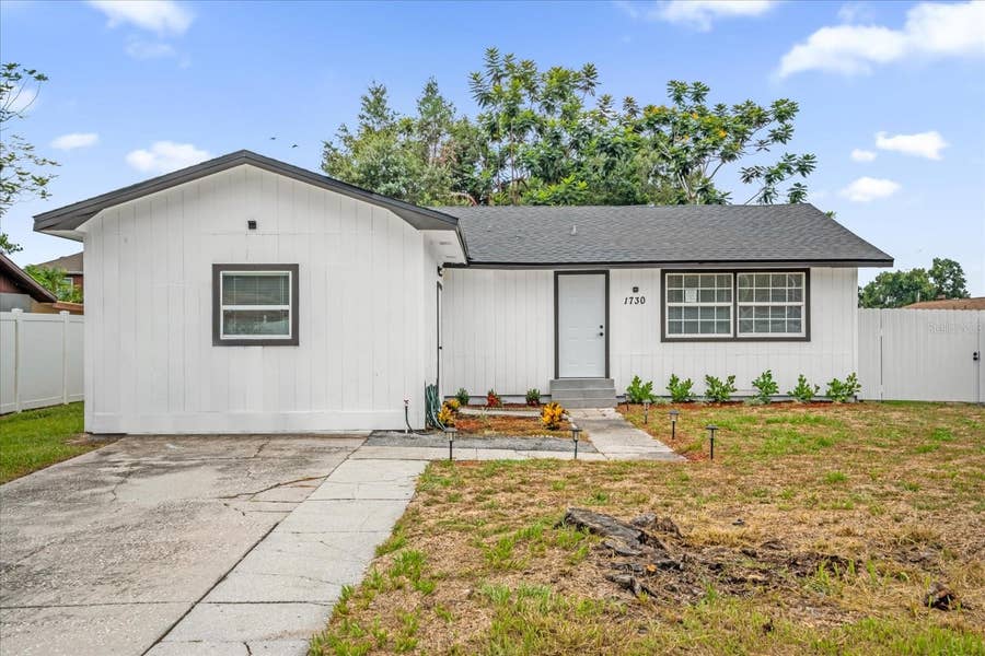 Property photo for 1730 AVENUE C NE, Winter Haven, FL
