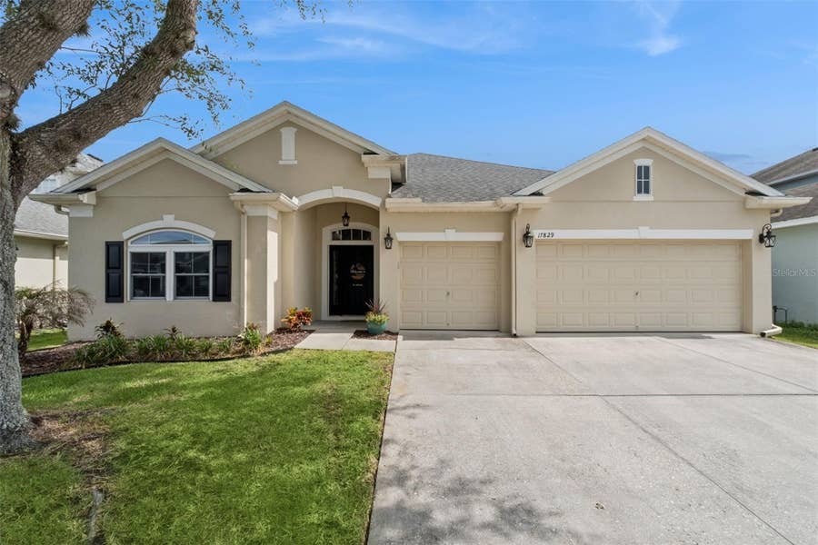 Property photo for 17829 OLIVE OAK WAY, Orlando, FL