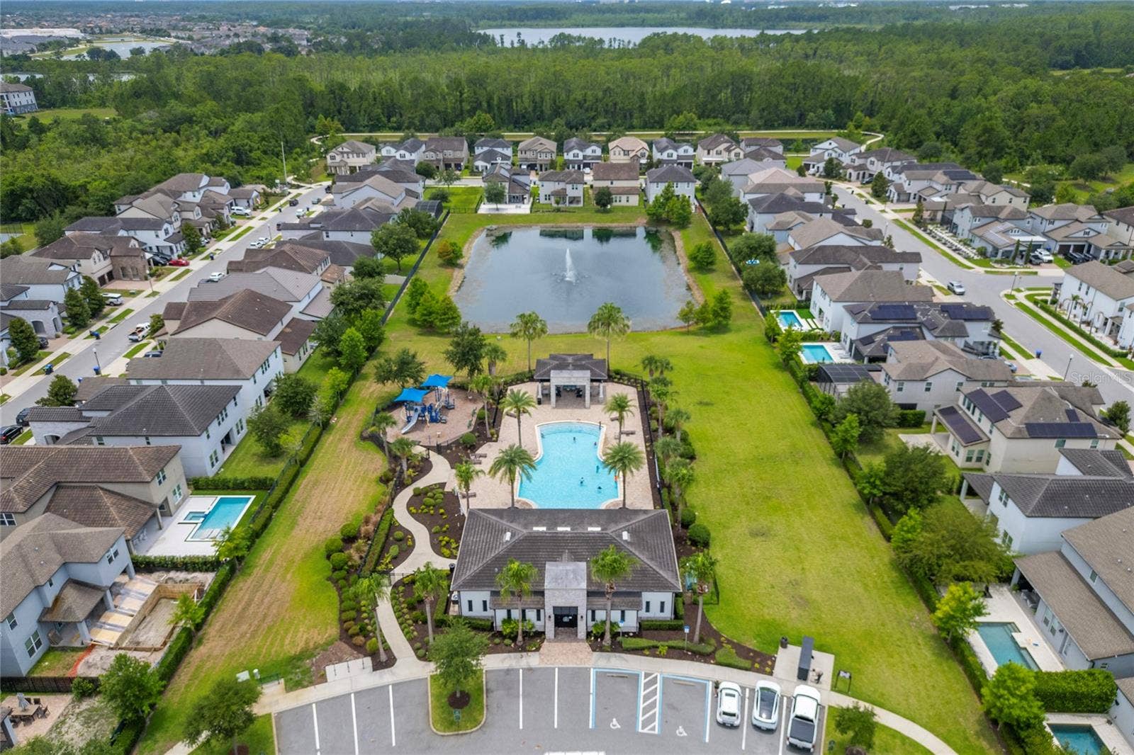 7723 FAIRGROVE AVENUE, Windermere, FL 34786 Community pool