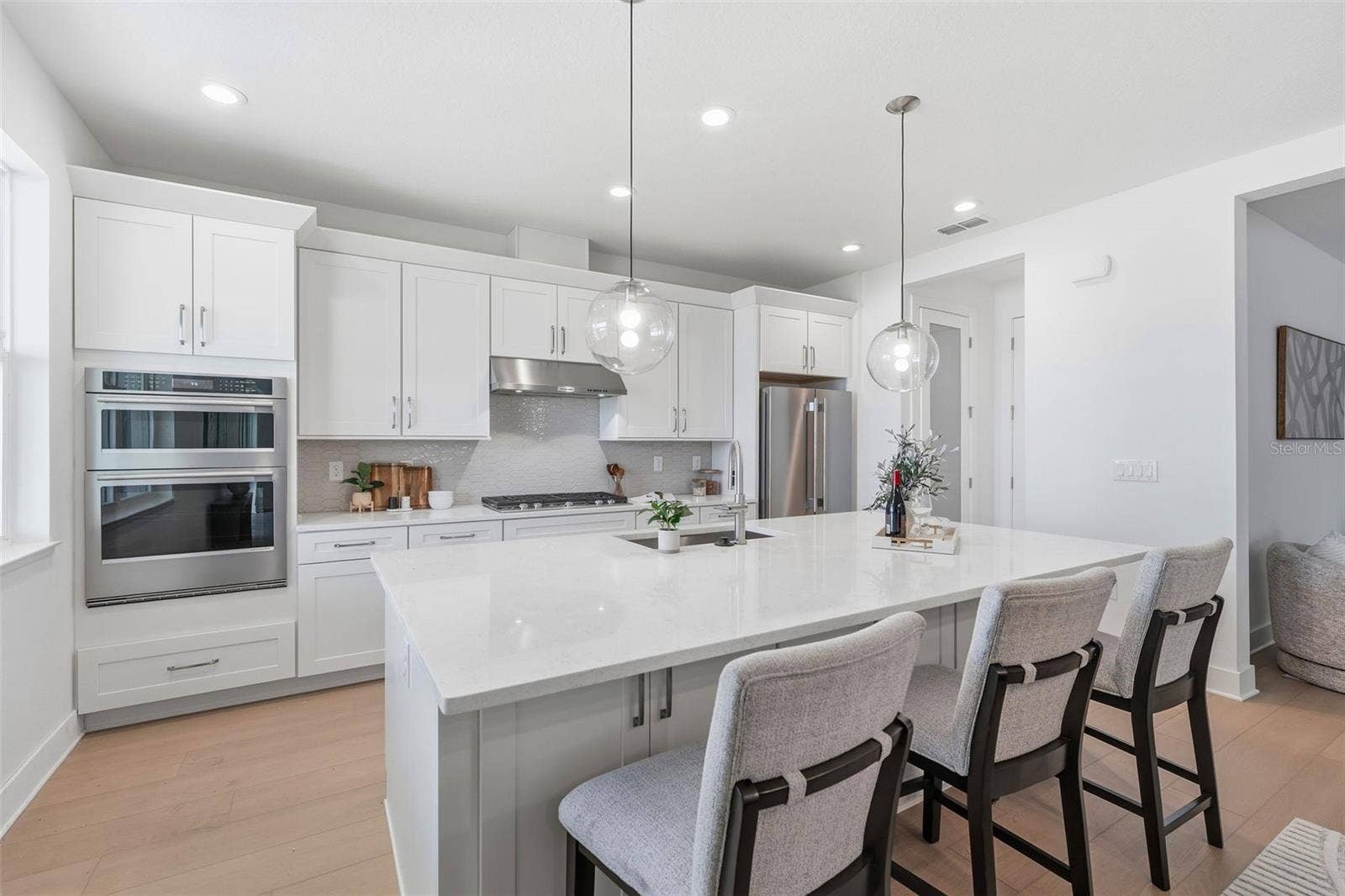 1527 RIDGEBACK LANE, Apopka, FL 32703 1527 RIDGEBACK LANE, Apopka, FL 32703