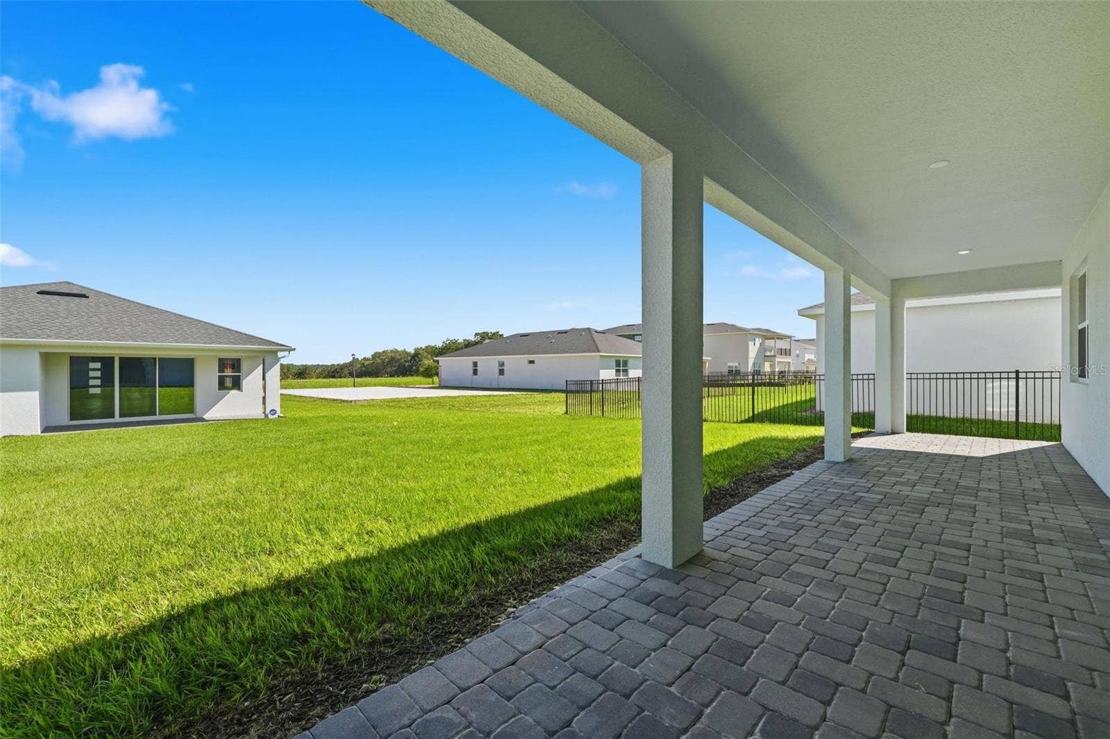 1527 RIDGEBACK LANE, Apopka, FL 32703 40' covered lanai