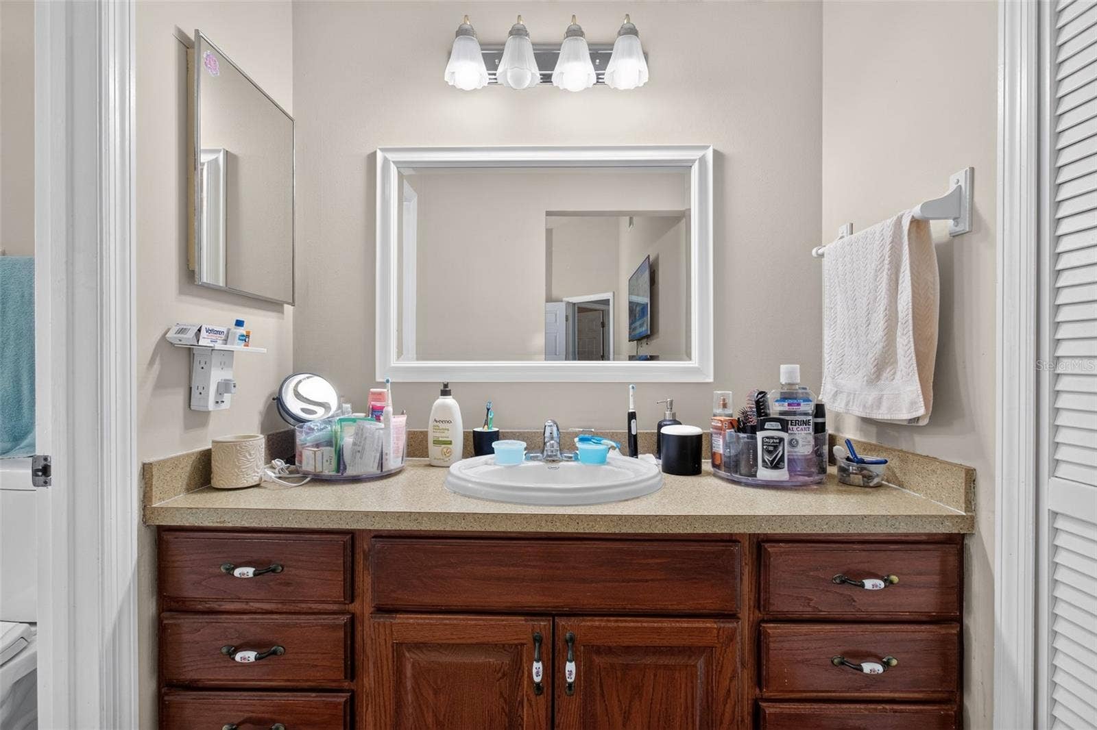 1564 LAWNDALE CIRCLE, Winter Park, FL 32792 1564 LAWNDALE CIRCLE, Winter Park, FL 32792