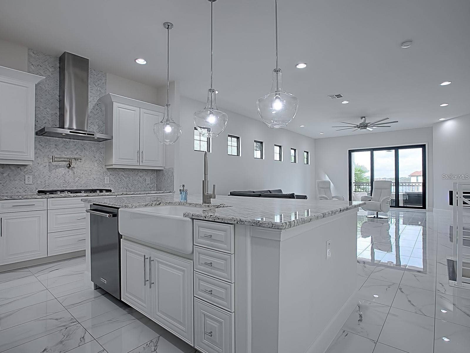 7661 TOSCANA BOULEVARD, Orlando, FL 32819 7661 TOSCANA BOULEVARD, Orlando, FL 32819