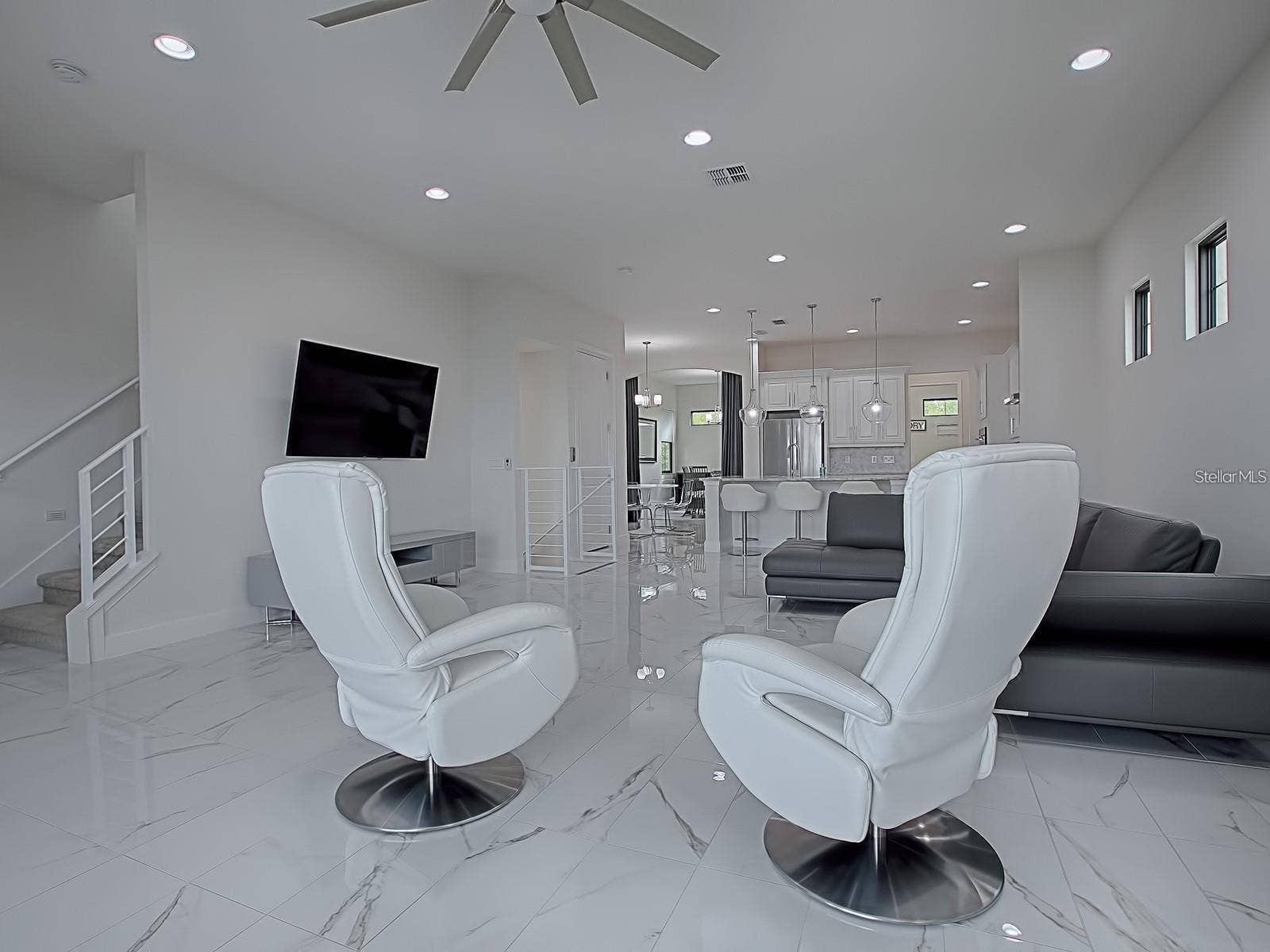 7661 TOSCANA BOULEVARD, Orlando, FL 32819 7661 TOSCANA BOULEVARD, Orlando, FL 32819